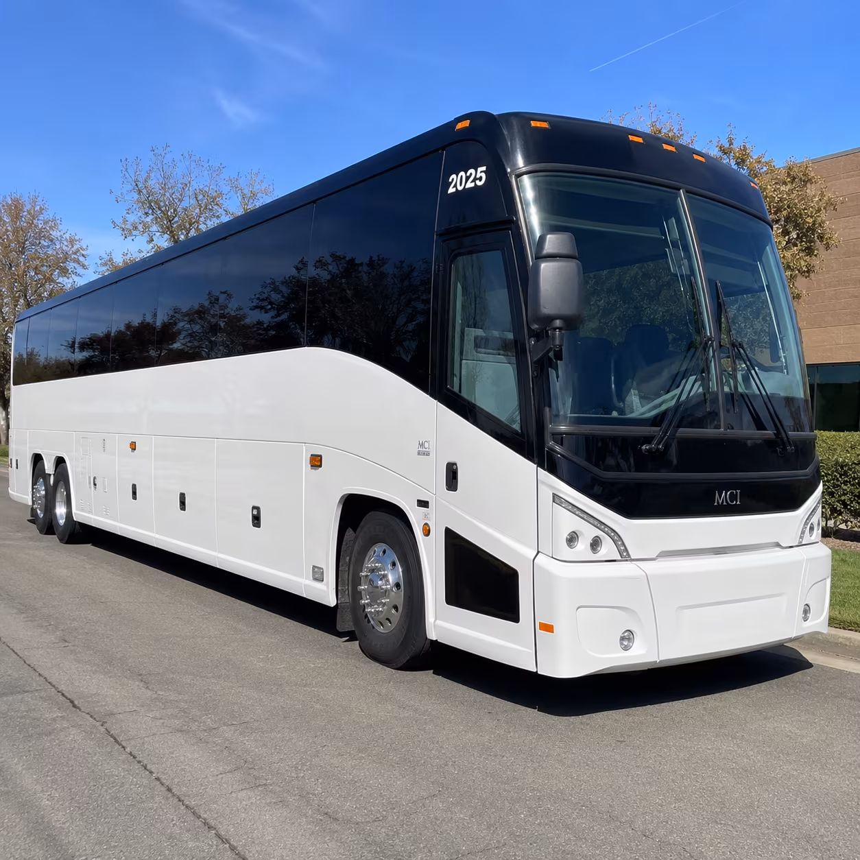 lovelandcharterbuscompany com is here for every concert night in northern colorado