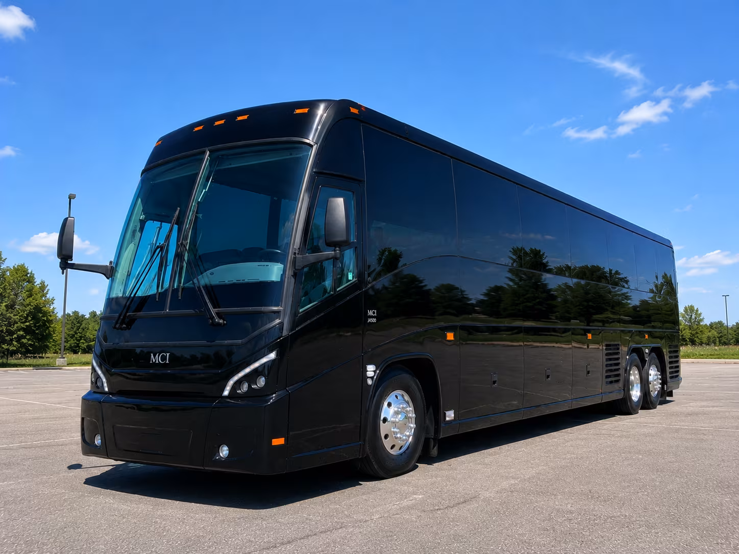 shuttling guests to estes park wedding venues a bus makes the canyon run easy